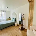 Serenity Place Apartment *
