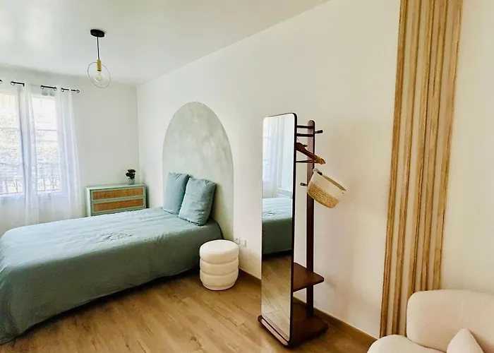 Serenity Place Apartment *