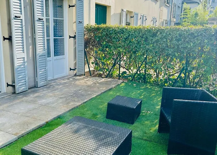 Serenity Place Apartment *